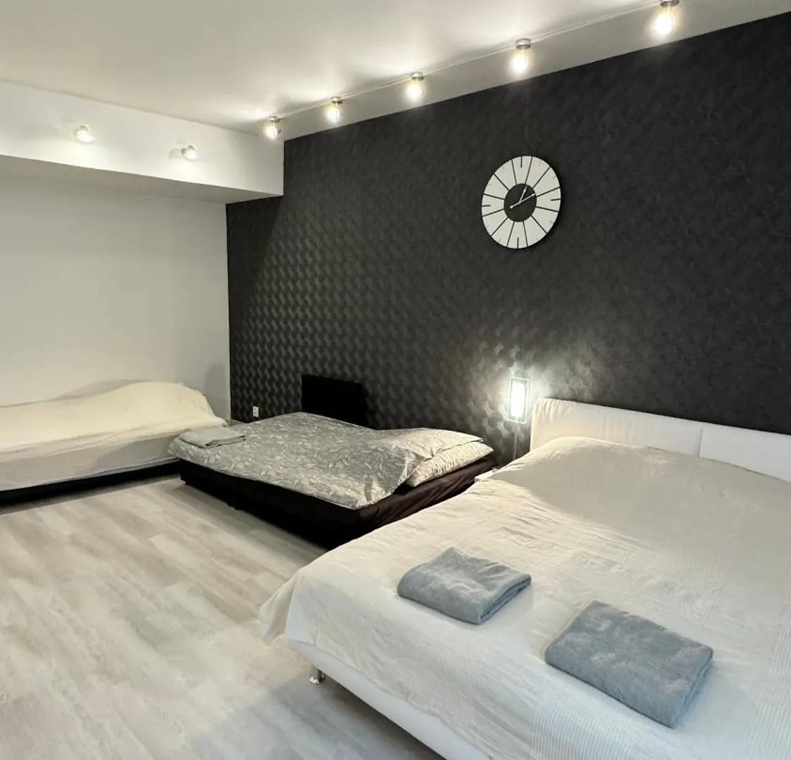 Apartmán Jeseniova Praha 0*,  Česká republika